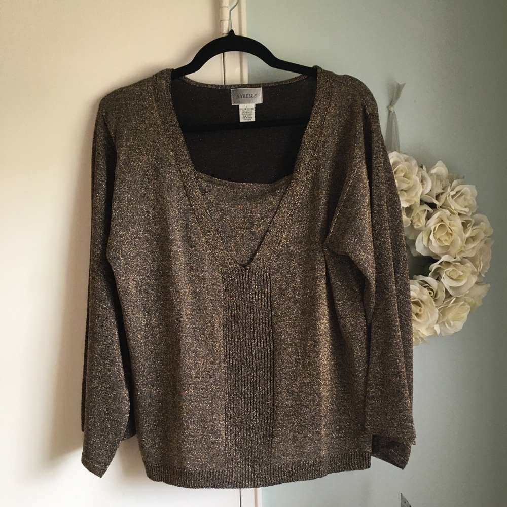Size Large Black and Gold metallic thread sweater
